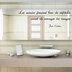 Les miroirs feraient bien de r&eacute;fl&eacute;chir